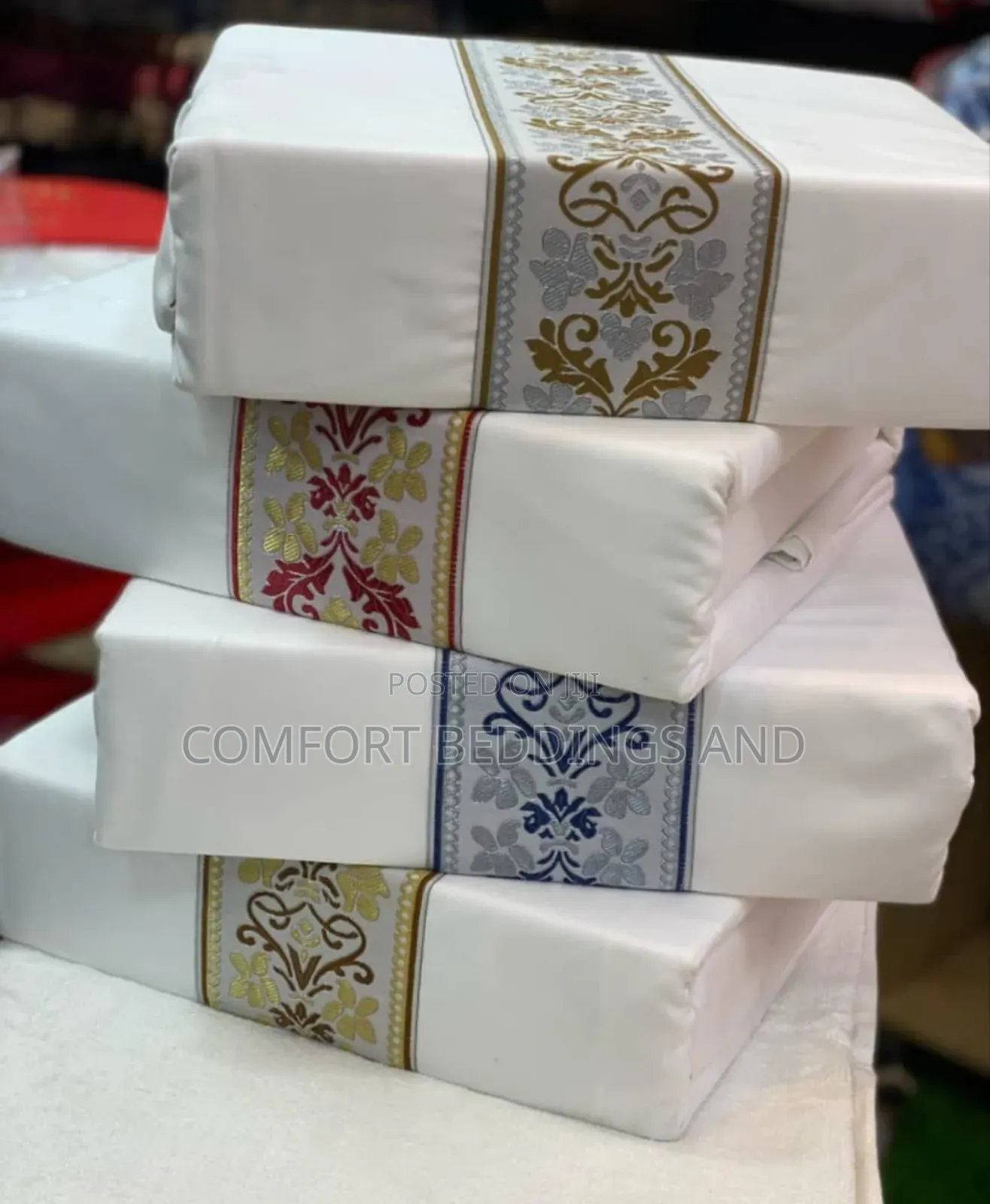 Duvet Cover Set With Runners