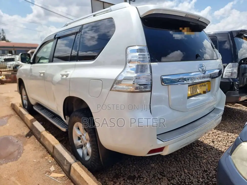 Toyota Land Cruiser Prado 2.8 D-4D 2015 White