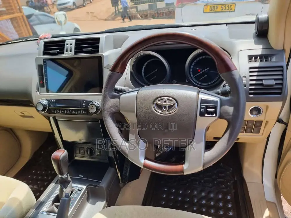 Toyota Land Cruiser Prado 2.8 D-4D 2015 White