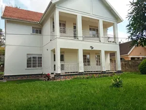 Photo - 5bdrm House in Bugolobi Estate, Central Division for rent