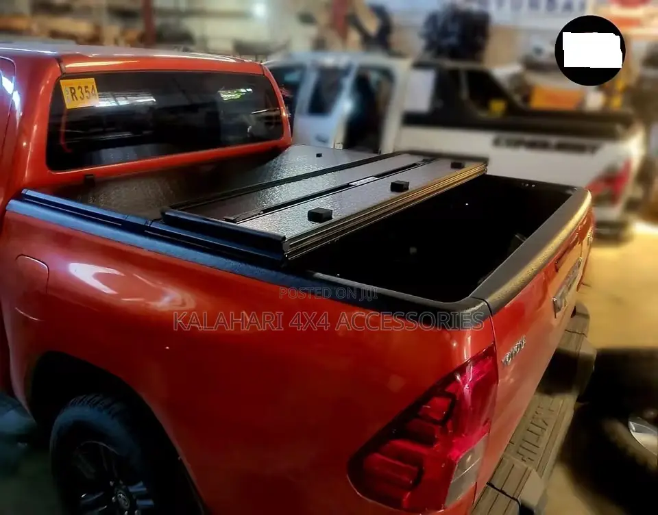 Aluminum Coated Hard Trifold Tonneau Cover