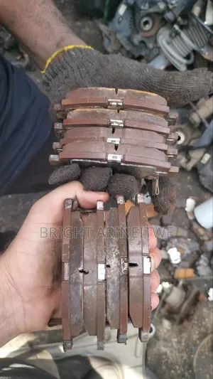 Photo - Brake Pads for Toyota Sienta, Ractis.