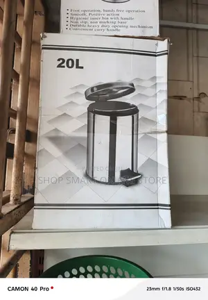 Metallic Dustbins Step on 20ltrs