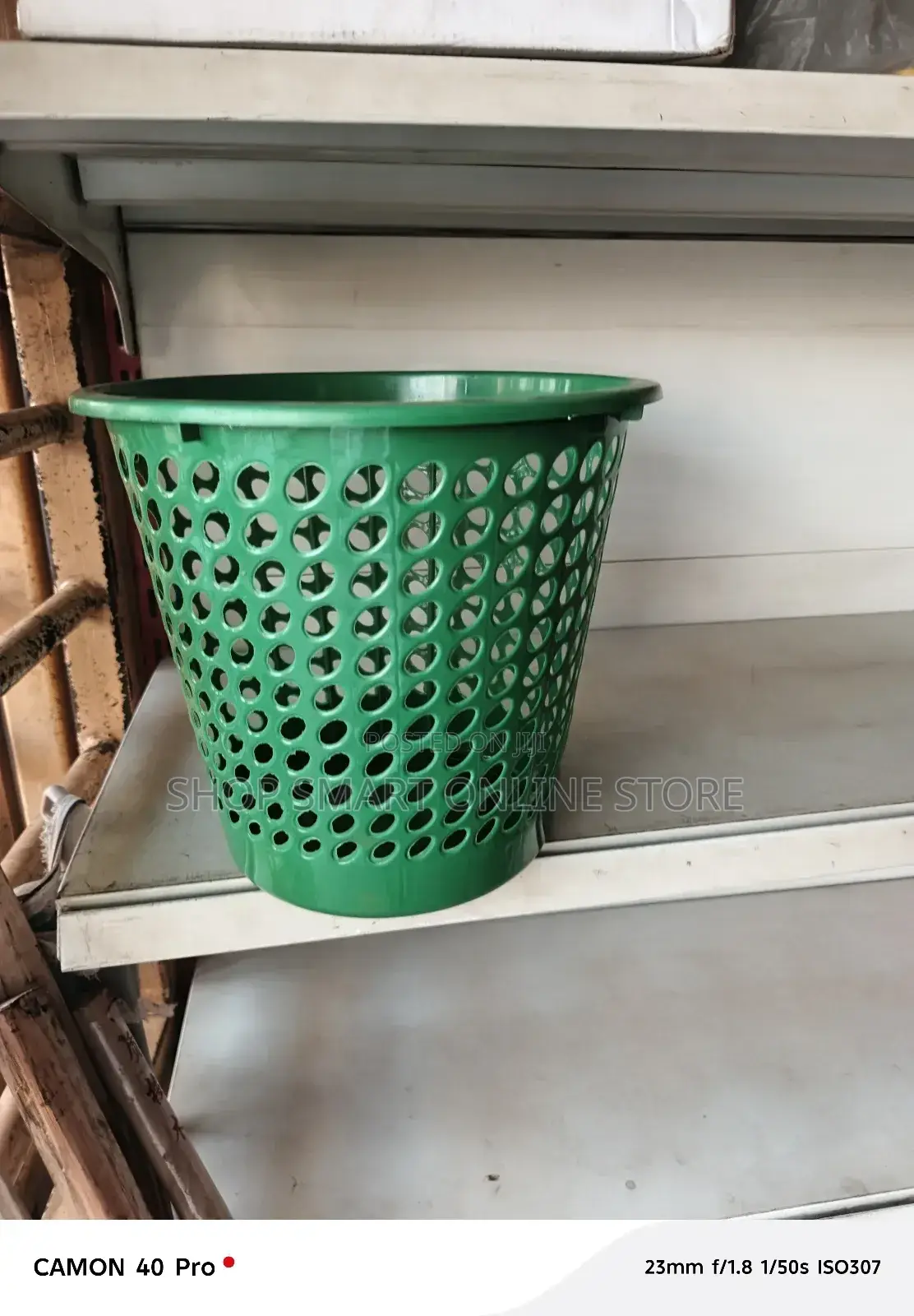 Plastic Dustbins for Home Office Use