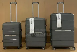 Medium Size Travelling Suitcase - Multicolor