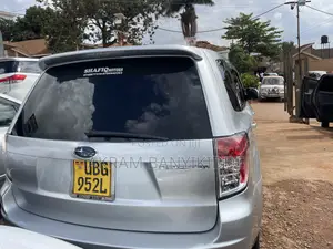 Photo - Subaru Forester 2008 Silver