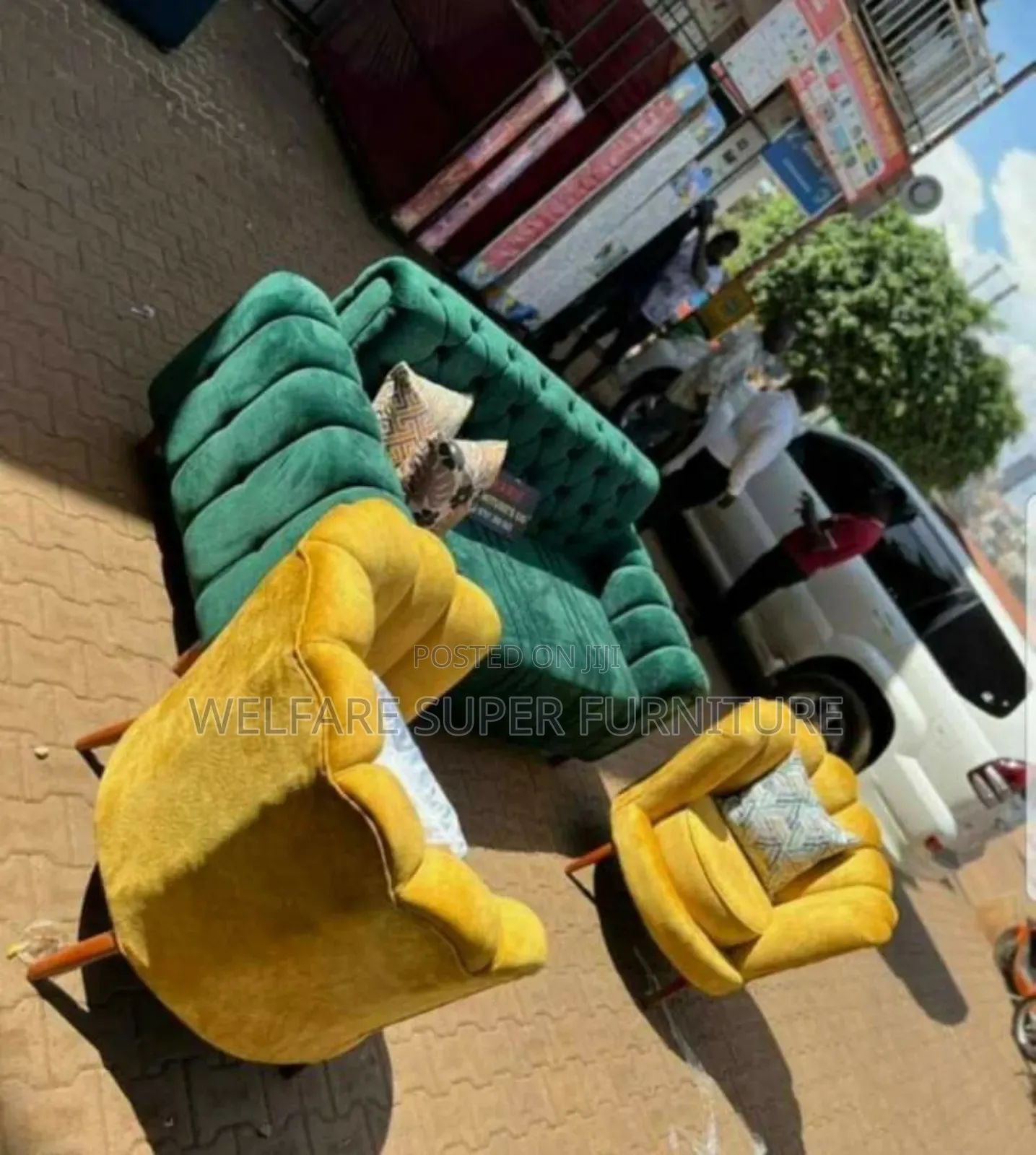 Simple 4 Seater
