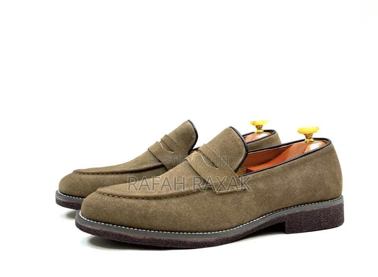 Men’S Super Classic Luxury Khaki Suede Loafers