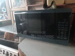 Photo - Digital Microwave 20l New