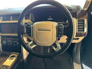 Land Rover Range Rover Vogue 2017 Black