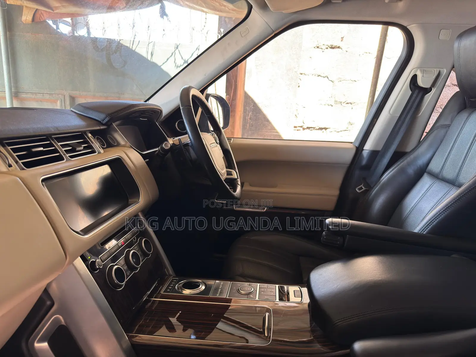Land Rover Range Rover Vogue 2017 Black