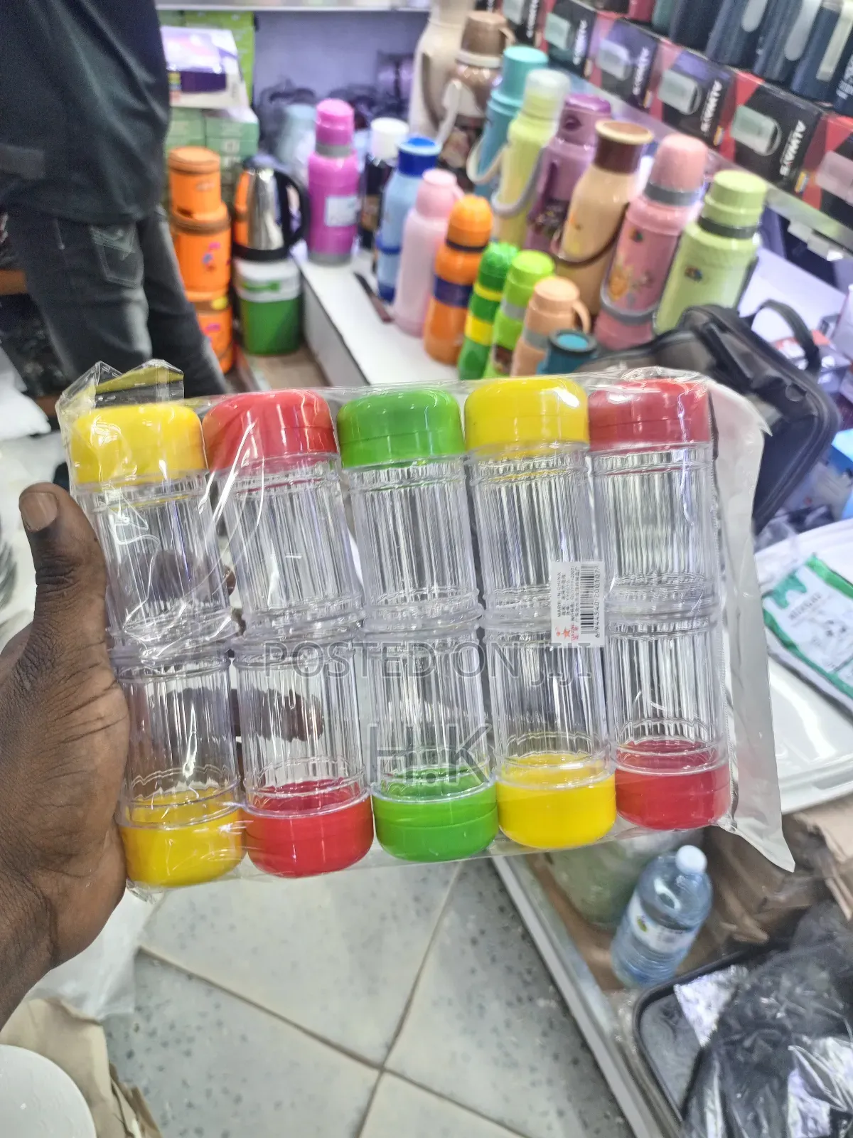 10pcs Plastic Spice Shakers