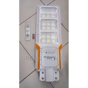High End Solar Street Light Of 300watts With Remote Control