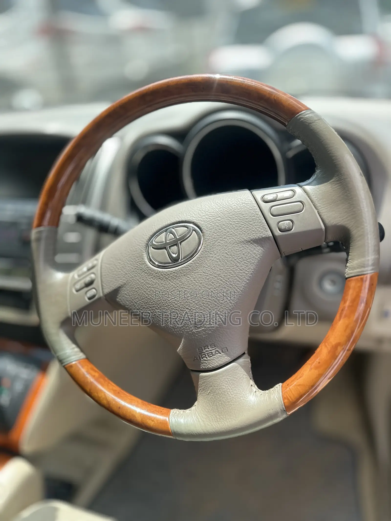 Toyota Harrier 2.4 2010 White