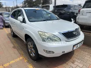 Toyota Harrier 2.4 2010 White