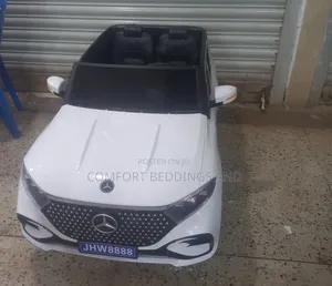 Rechargeable Luxury Toy Car With Remote Control