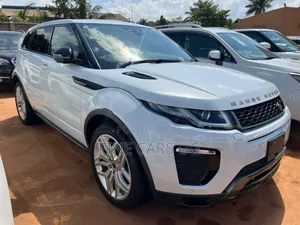 Photo - Land Rover Range Rover 3.0L Supercharged 2016 White