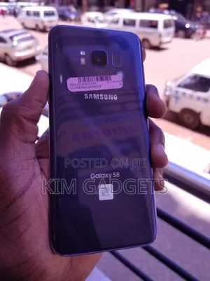 Photo - New Samsung Galaxy S8 64 GB Blue