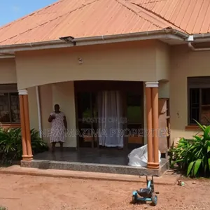 3bdrm Bungalow in Kitende Ssisa, Central Division for sale
