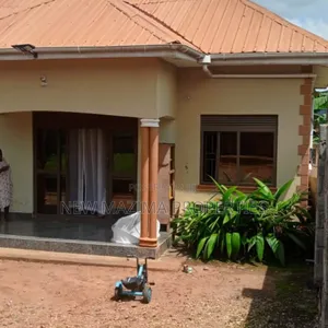 3bdrm Bungalow in Kitende Ssisa, Central Division for sale
