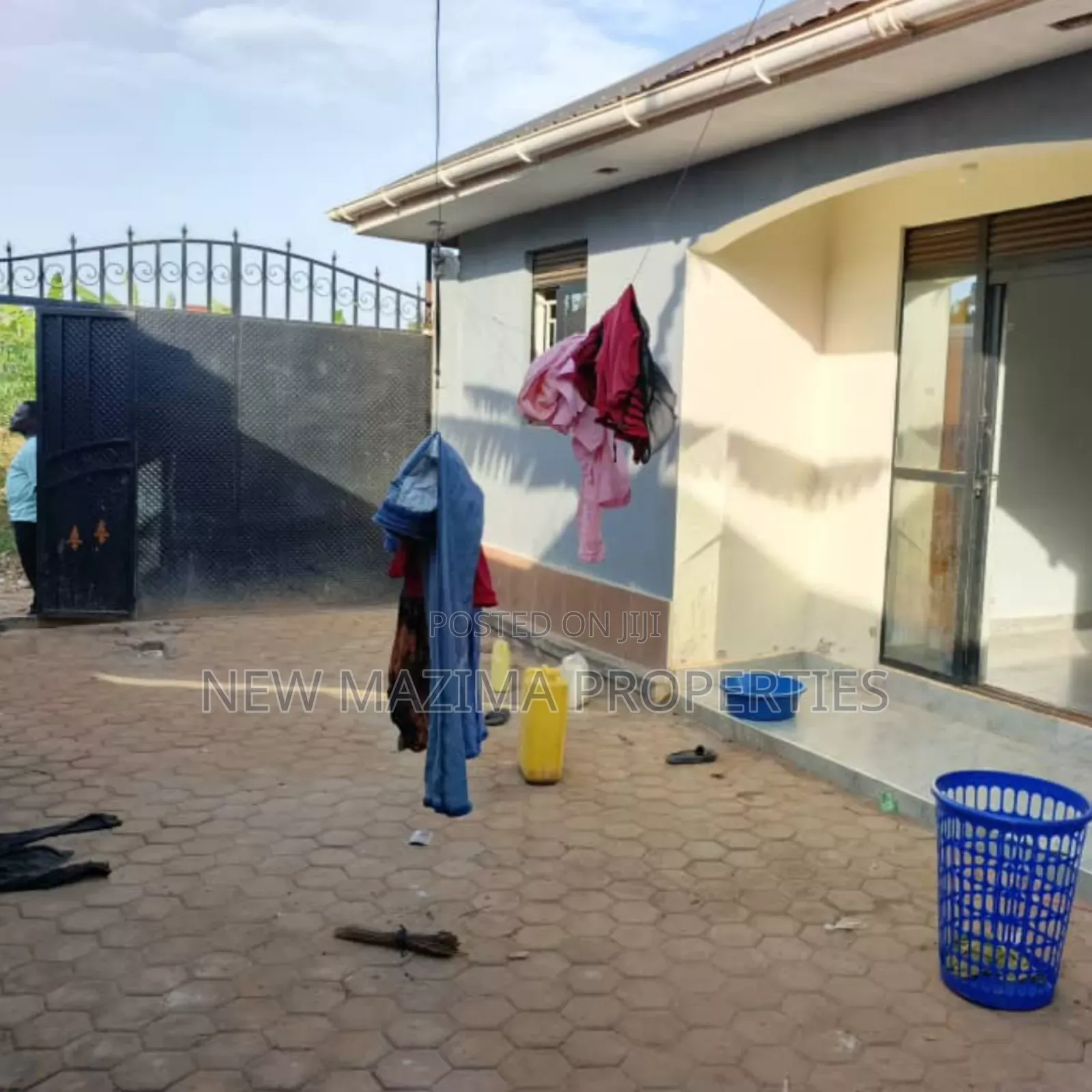 2bdrm House in Nansana Bujjuko, Central Division for sale