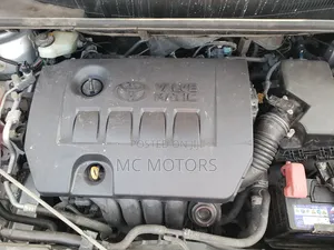 Toyota Corolla Rumion Hatchback 1.8 AWD 2012 Silver