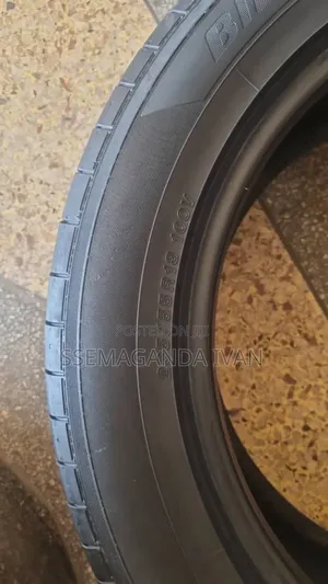 235/55r18 Blue Earth Yokohama Foreign Used