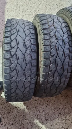 31x10.5r15 a/T Ecoplus Foreign Used