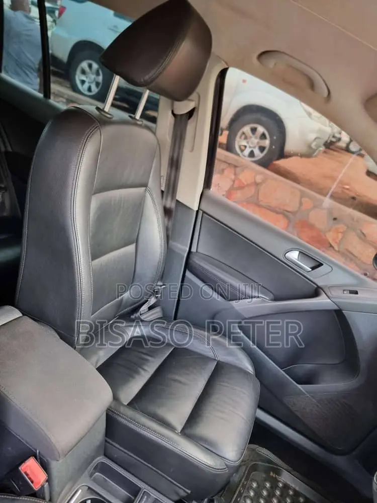Volkswagen Tiguan 1.4 TSI 2008 Black