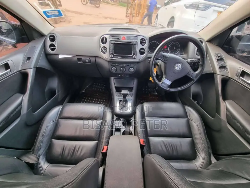 Volkswagen Tiguan 1.4 TSI 2008 Black