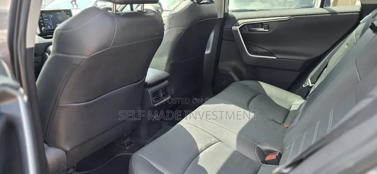 Toyota RAV4 2022 Gray