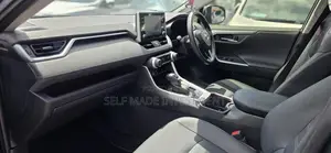 Toyota RAV4 2022 Gray