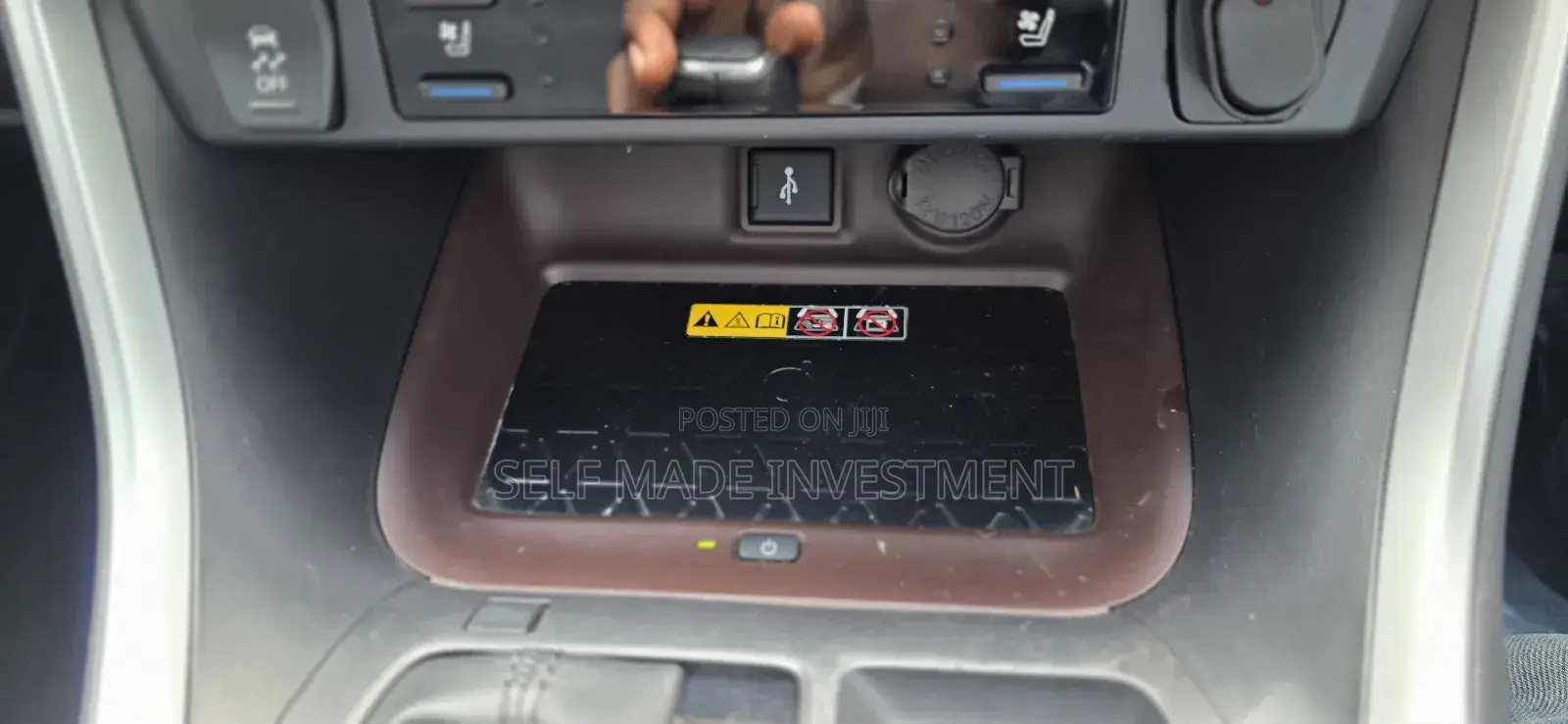 Toyota RAV4 2022 Gray