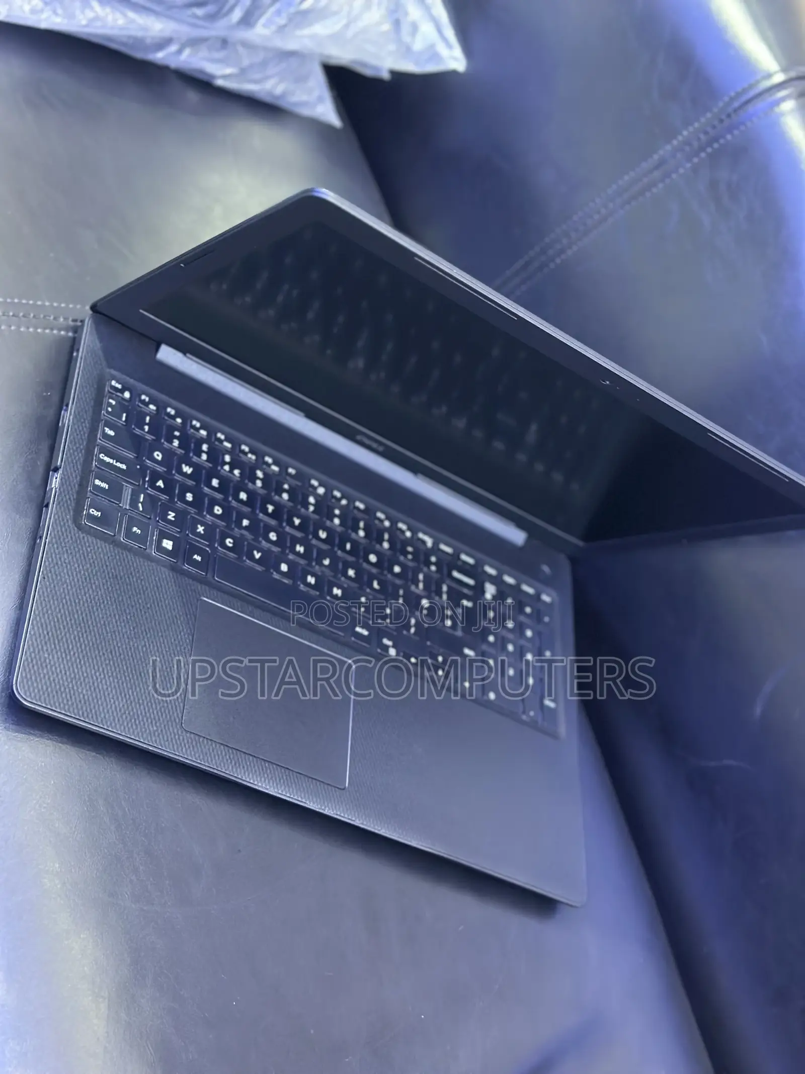 Laptop Dell Inspiron 15 8GB Intel Core I3 HDD+SSD 1T
