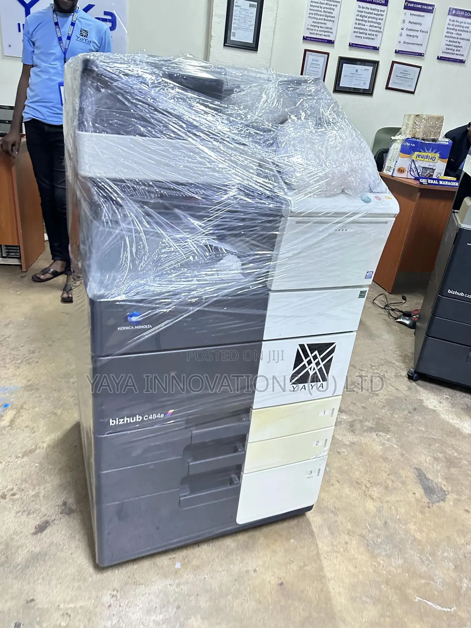 Konica Bizhub 454e - Touch Screen