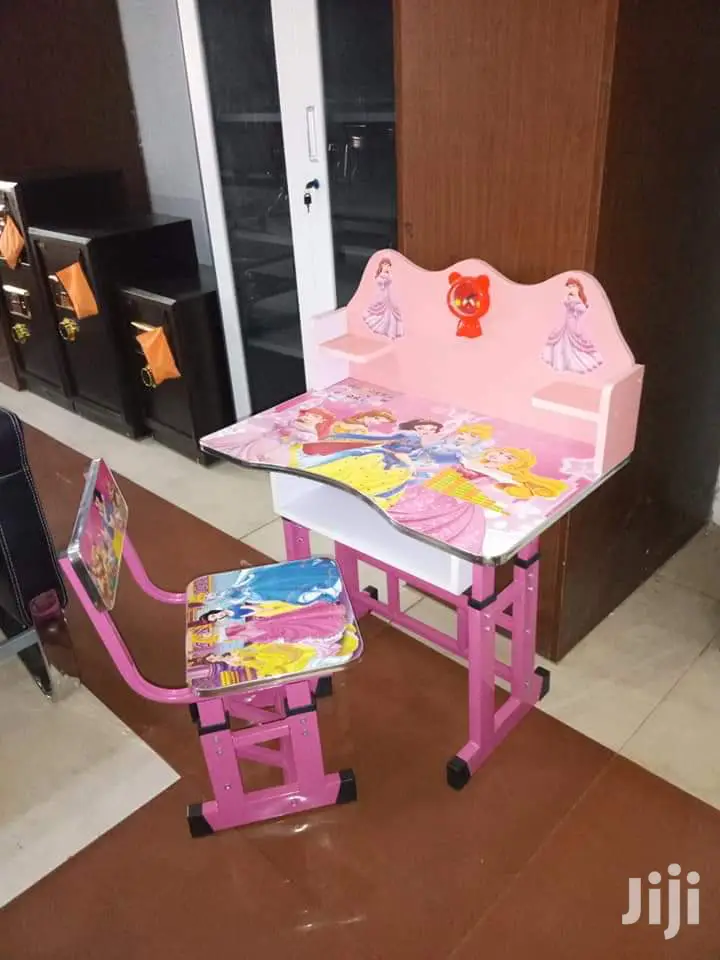 Kids Reading Table Brand New