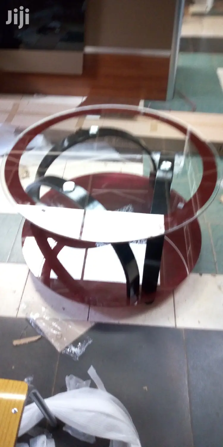 Round Center Table