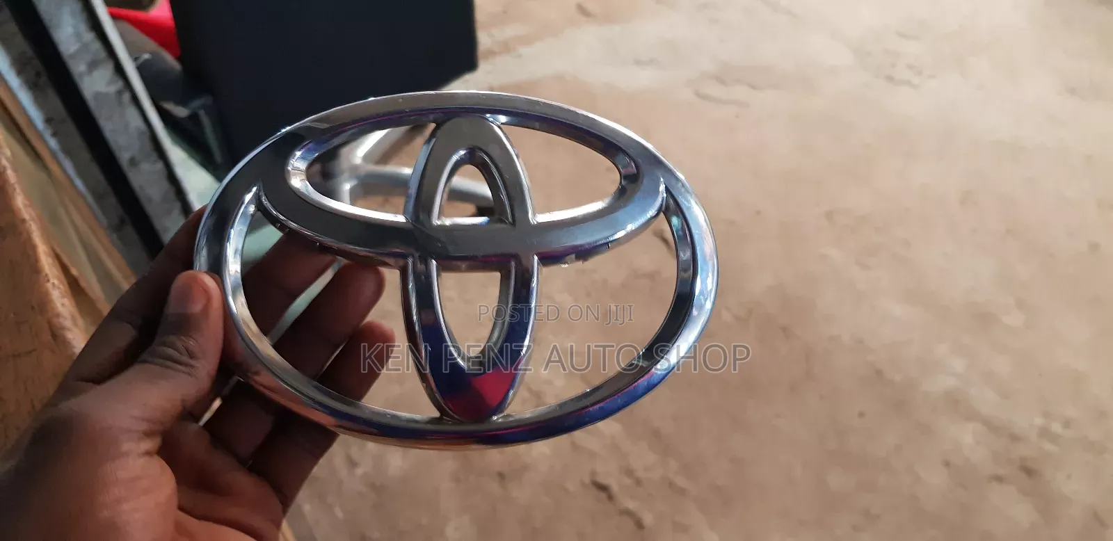 Landcruiser Lc100 Grill Toyota Logo