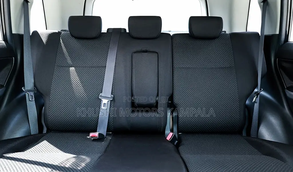 Suzuki Escudo 2012 Black