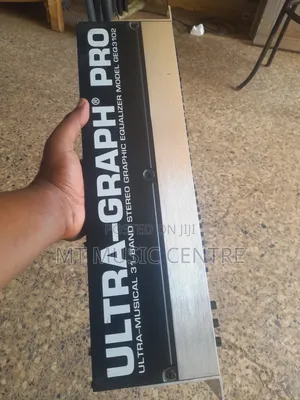 Beringer Graphics Equalizer