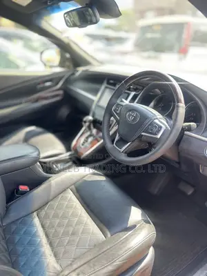 Toyota Harrier 2.0 2016 Black