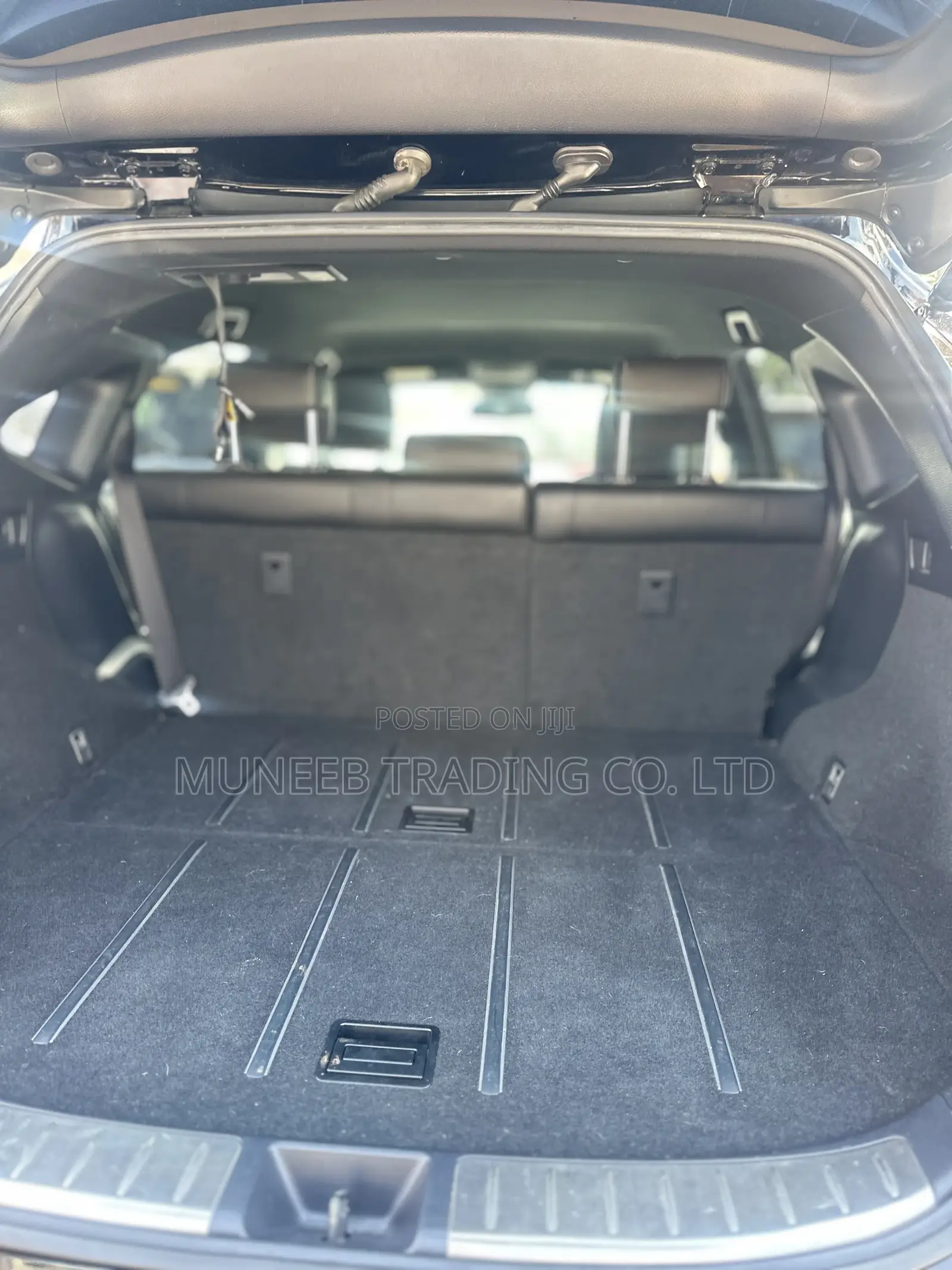 Toyota Harrier 2.0 2016 Black