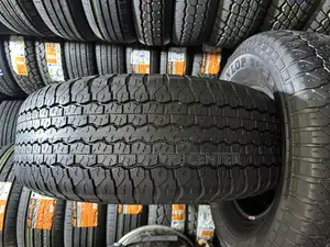 Japan Good Condition Used Tires Available in Size 265/70r16