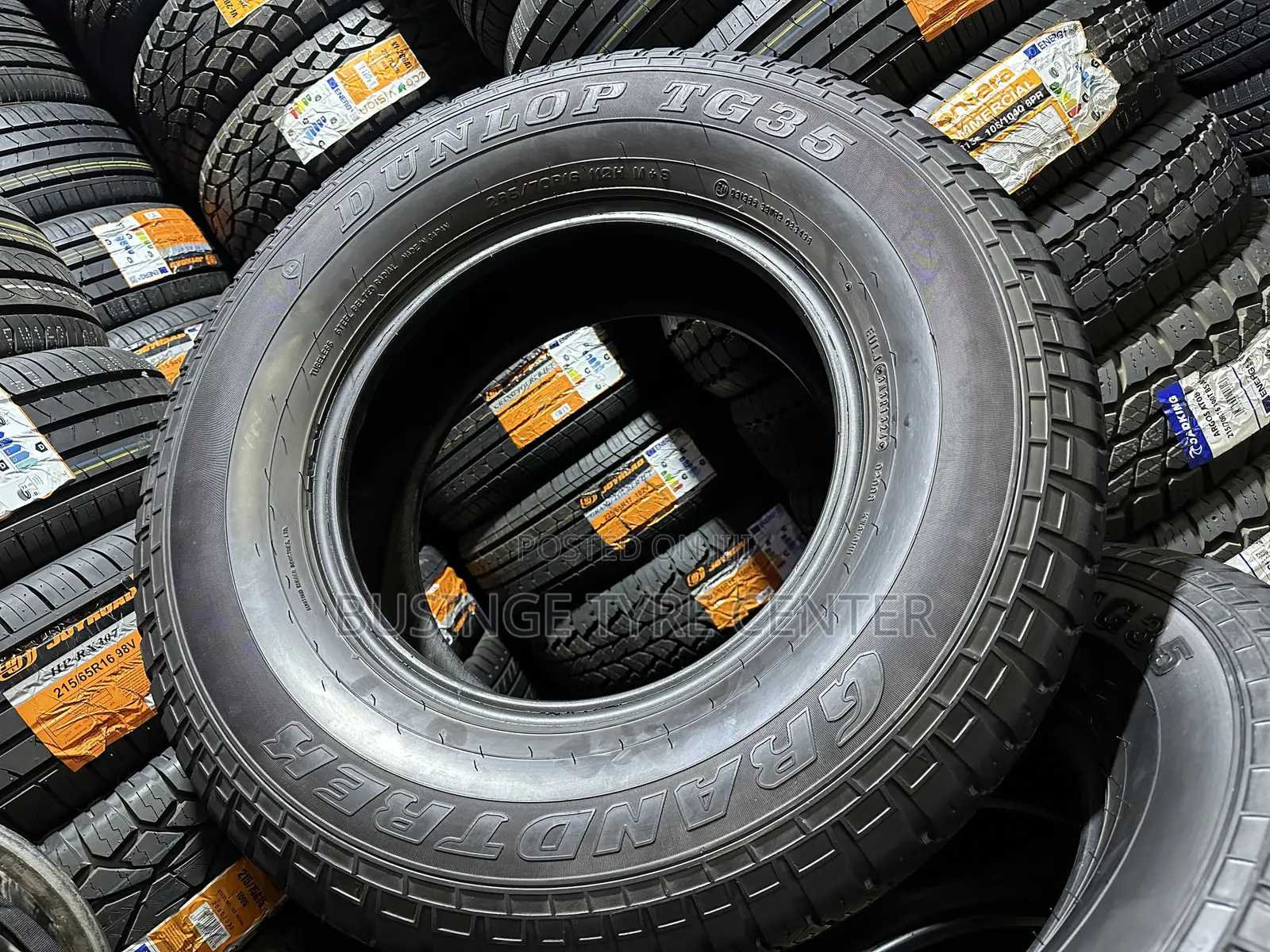 Japan Good Condition Used Tires Available in Size 265/70r16