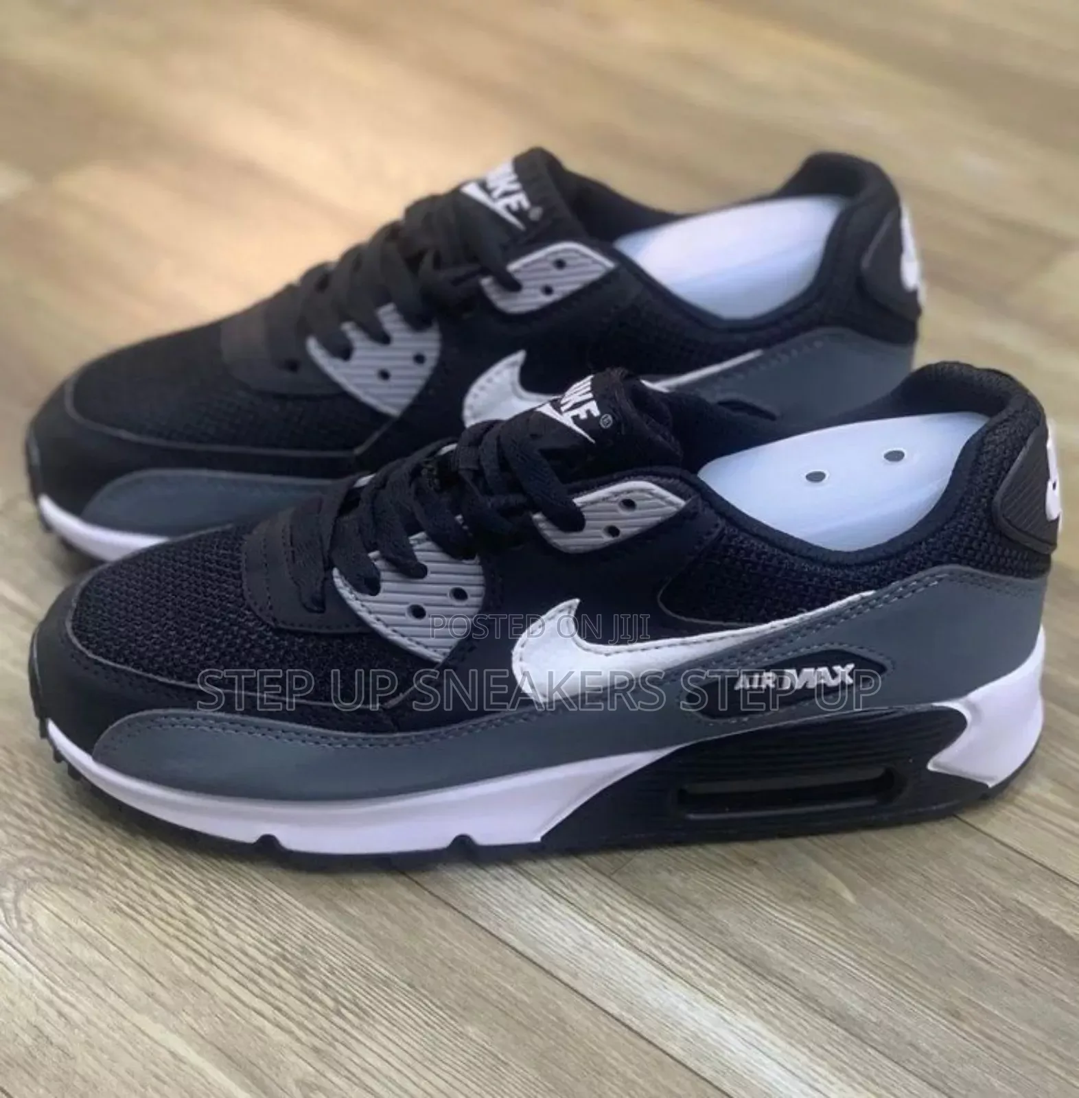 Nike Airmax Sneakers