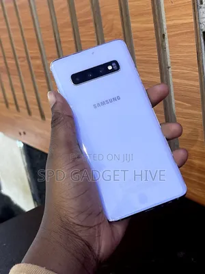 Samsung Galaxy S10 128 GB Blue