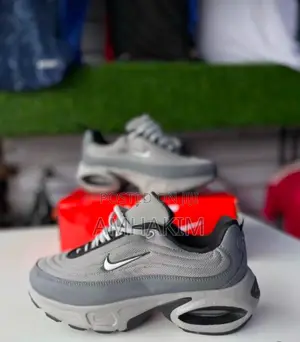 New Nike Air Max Portal in Stock