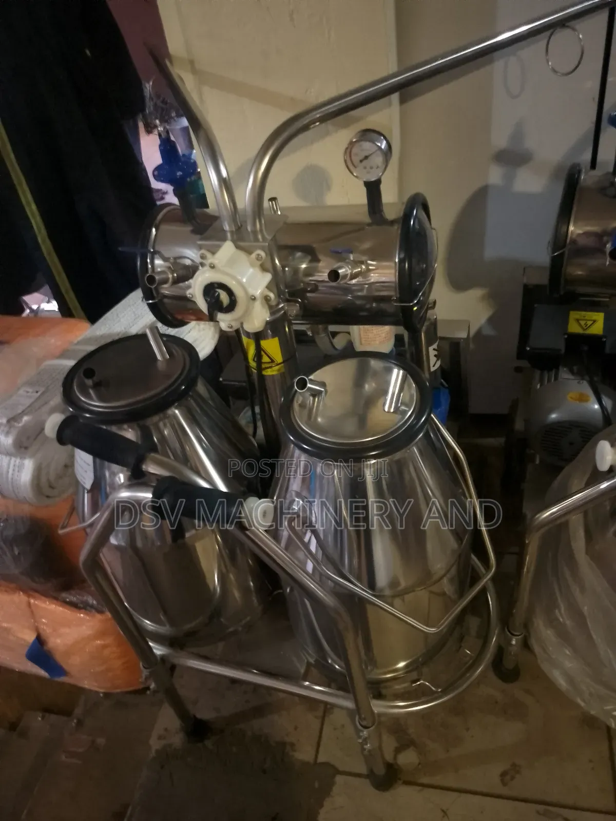 Double Tank Milking Machine