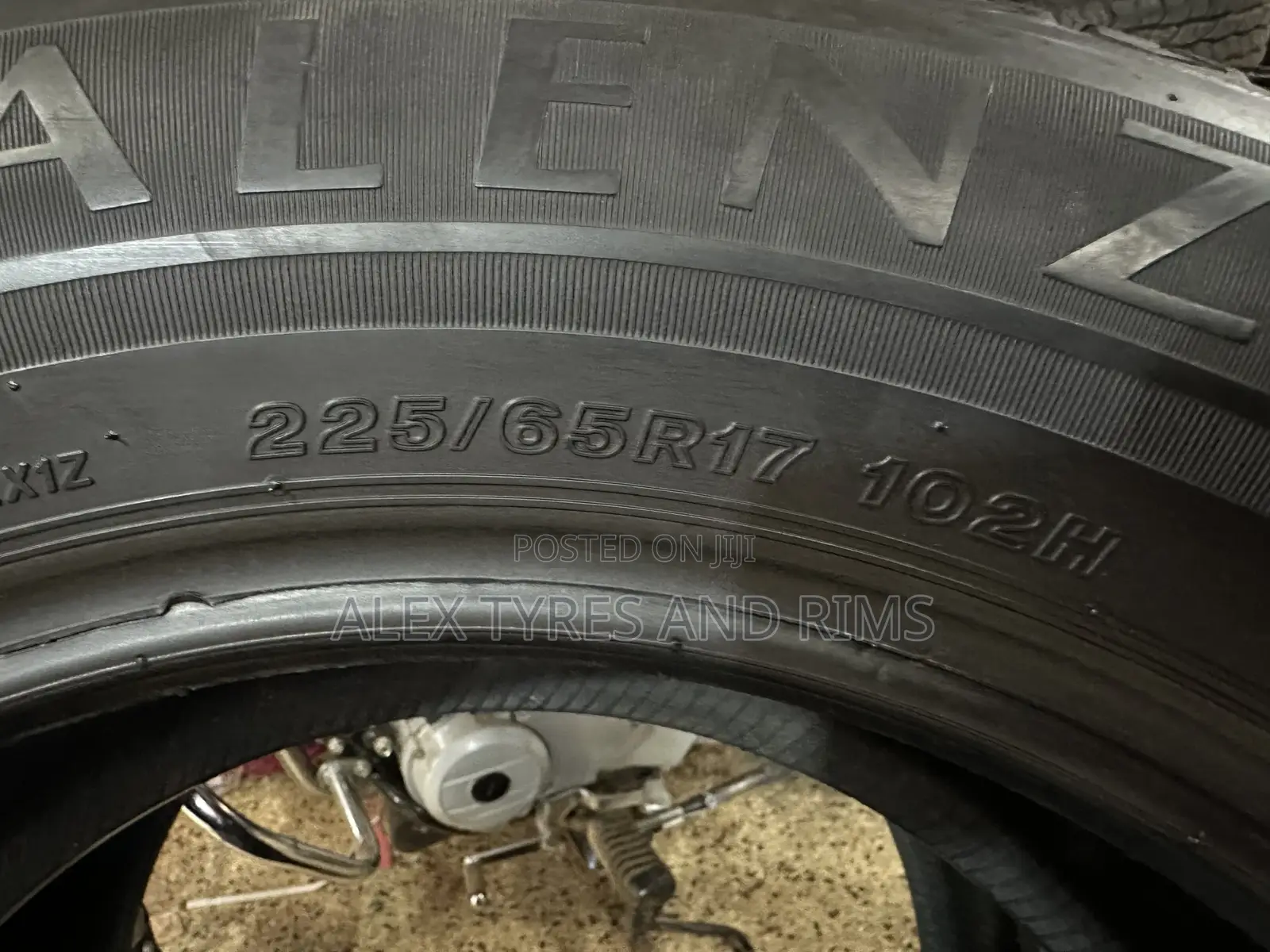 225/65r17 Bridgestone Tyres