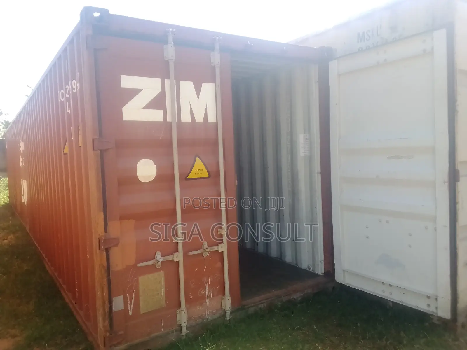 Clean 40ft Cargo Containers on Sale in Kakajjo